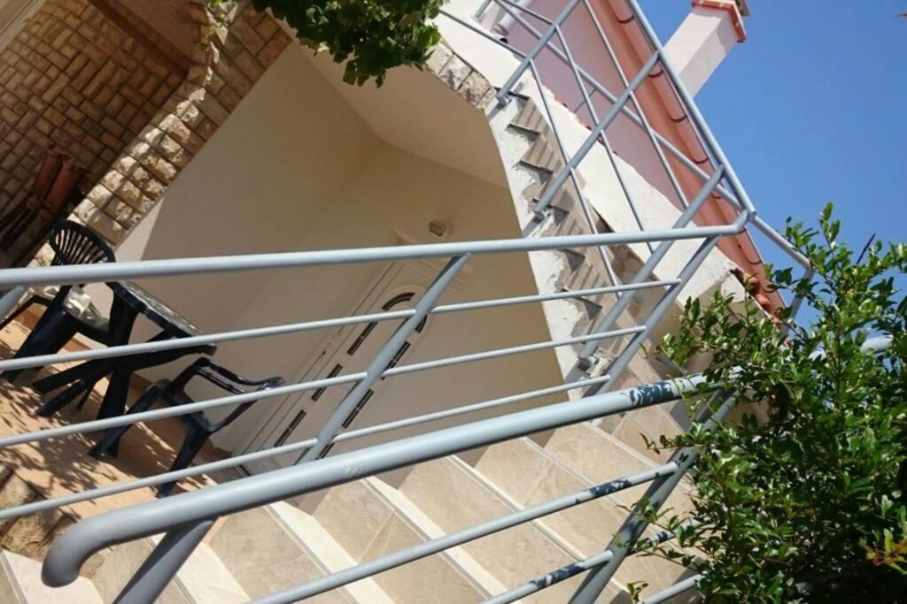 Apartment Vir Exterior photo